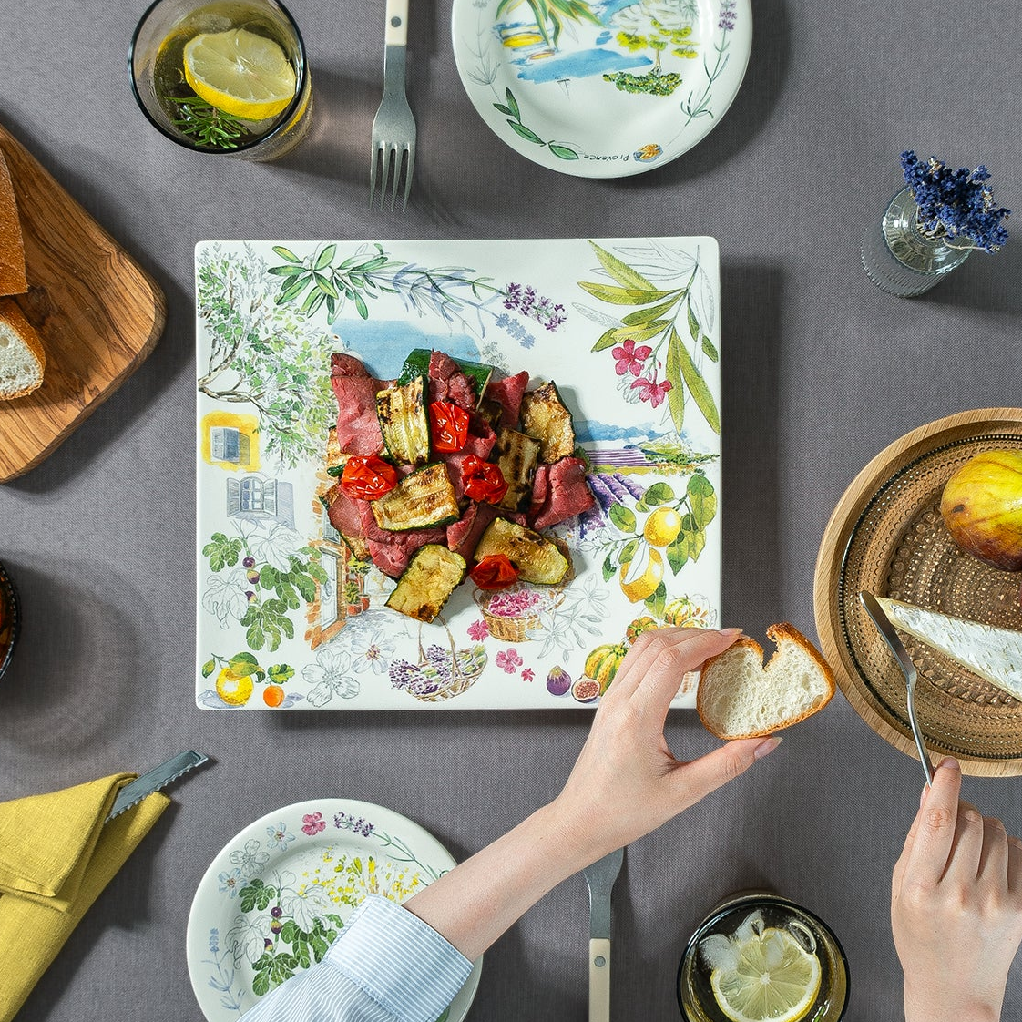 予約受付中】プロヴァンス スクエアプレート GIEN|ジアンの通販なら 予約受付中】プロヴァンス スクエアプレート GIEN|ジアンの通販なら