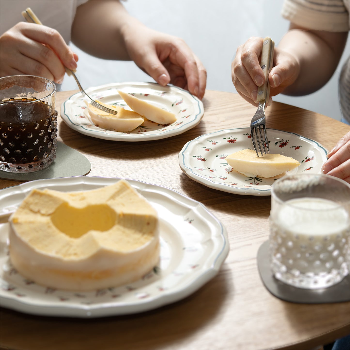 ケーキフォーク　Bistrot Shiny / HORN