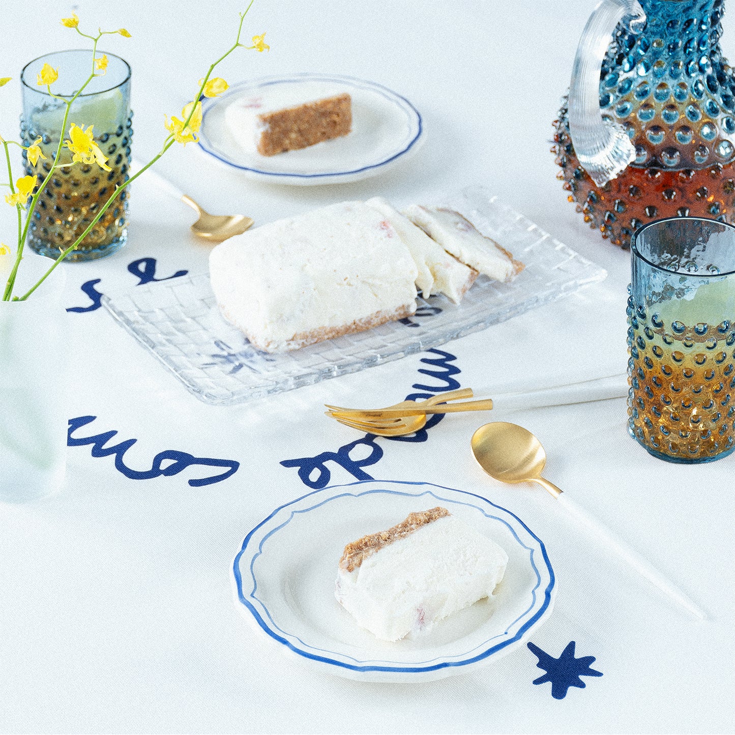 フィレ　カナッペプレート / ブルー