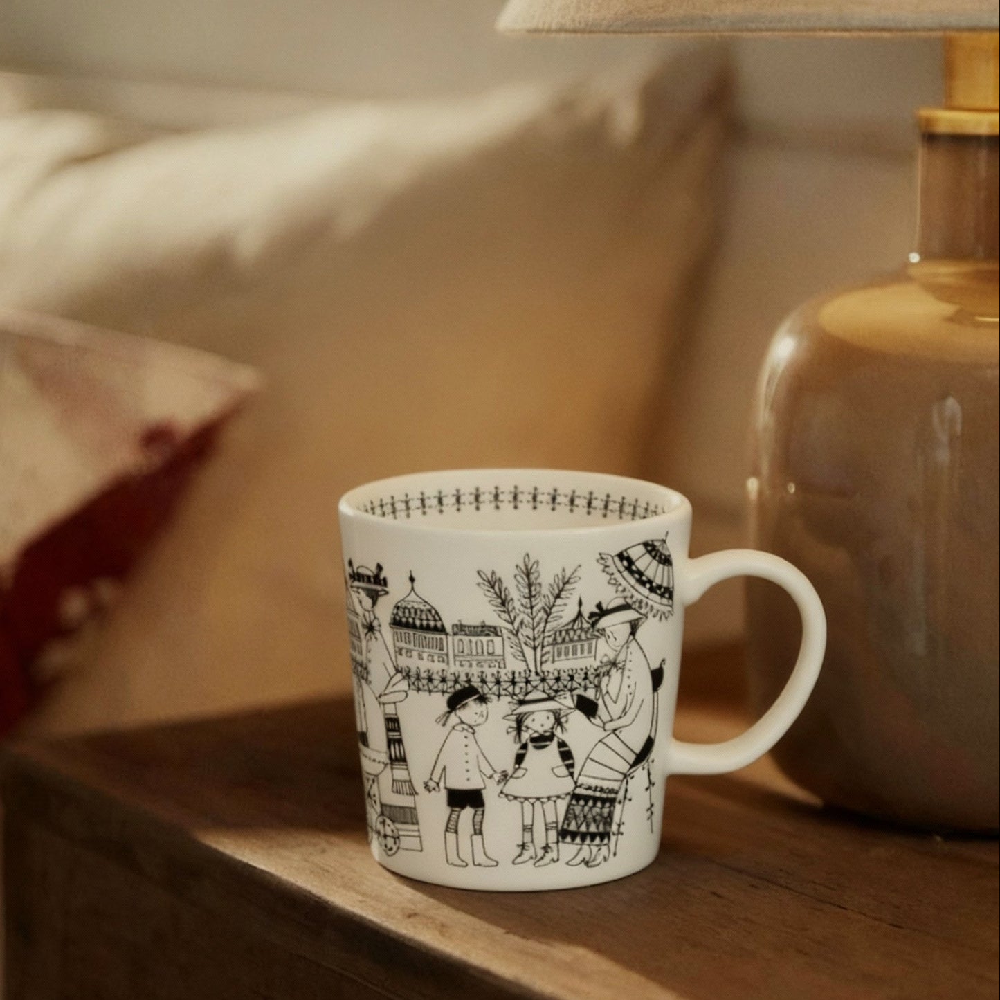 エミリア　マグ　0.3L