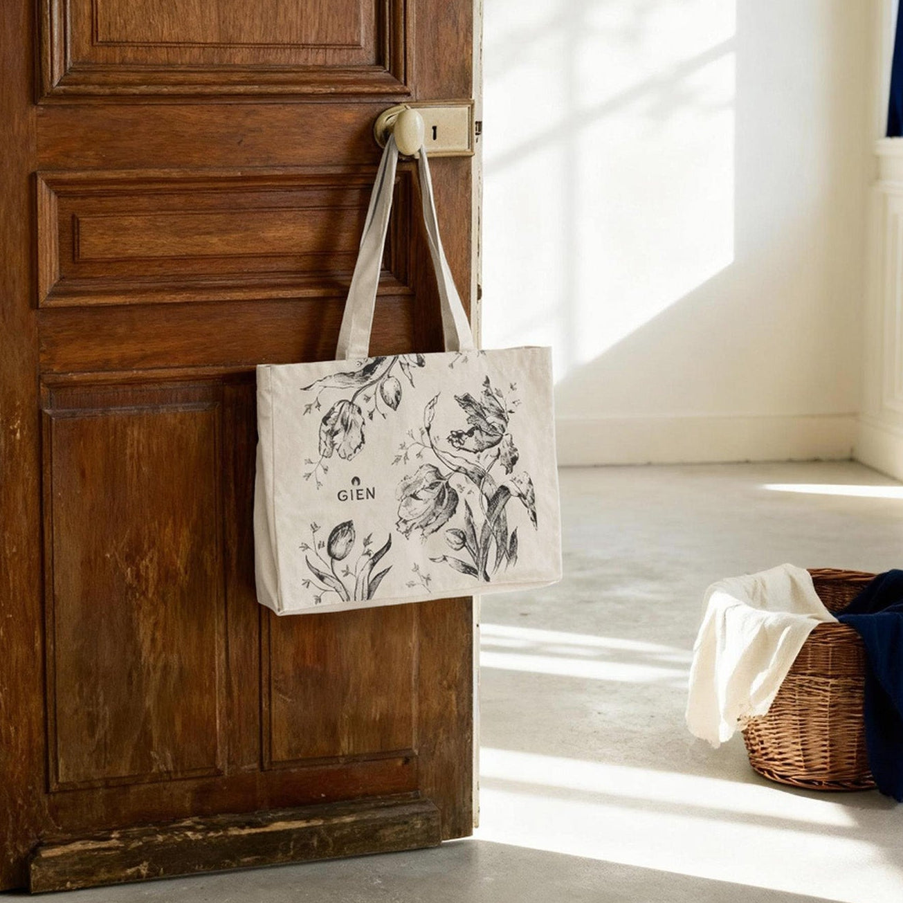 チューリップ　トートバッグ